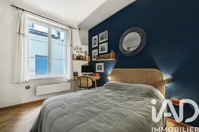 Apartment in Paris (75012)