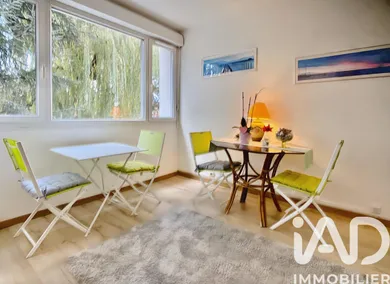 Apartment in Lambersart (59130)