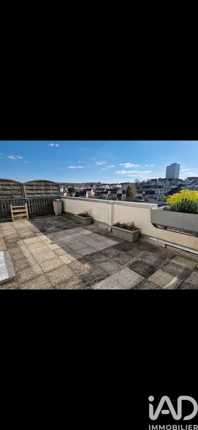 Apartment in Dammarie-lès-Lys (77190)