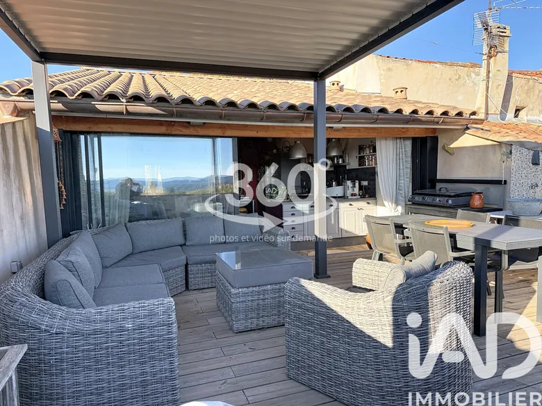 Maison 8 pièces 177 m² · à Puget-Ville · 177 m² · 392 000 €