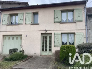 House in Saint-Éloy-les-Mines (63700)