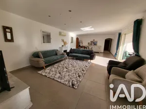 House in Villecroze (83690)