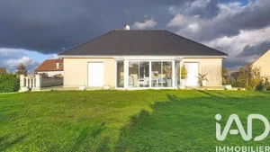 Village house at Saron-sur-Aube (51260)