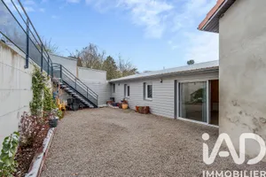 Townhouse at Amplepuis (69550)