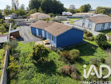 Traditional house at Roullet-Saint-Estèphe (16440)