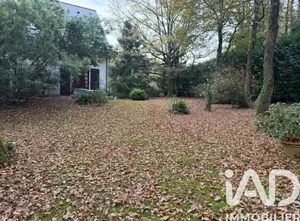 House at La Chapelle-sur-Erdre (44240)