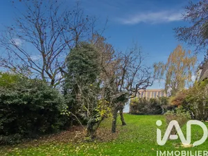 Building plot in Noisy-le-Grand (93160)