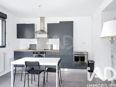 Apartment in Mont-Saint-Aignan (76130)