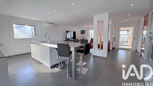 Maison à École-Valentin (25480)