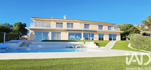 House at Saint-Raphaël (83530)