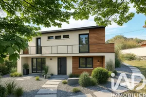 House at Soulac-sur-Mer (33780)