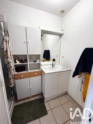 Apartment in Poulx (30320)
