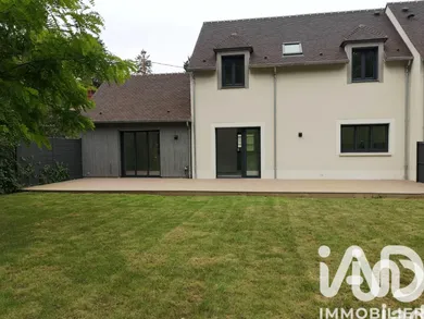 House in Le Mesnil-le-Roi (78600)