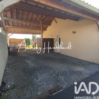 House in Beaupréau-en-Mauges (La poitevinière) (49510)