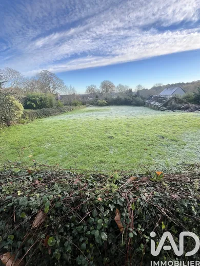 Land at Locoal-Mendon (56550)