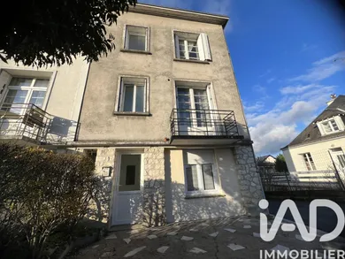 Immeuble à Saint-Cyr-sur-Loire (37540)