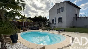 House in Lagnes (84800)