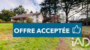 Architectural house at MONTREVAULT-SUR-EVRE (49110)