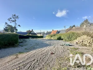 Land at Sainte-Mère-Église (50480)