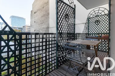 Apartment in Paris (75015)