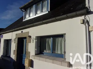 House at HUELGOAT (29690)