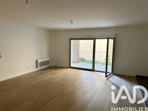 Appartement à Bordeaux (33300)