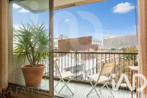 Apartment at Paris (75016)