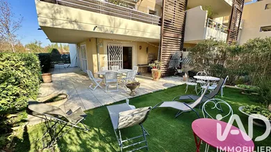 Apartment in Avignon (84140)