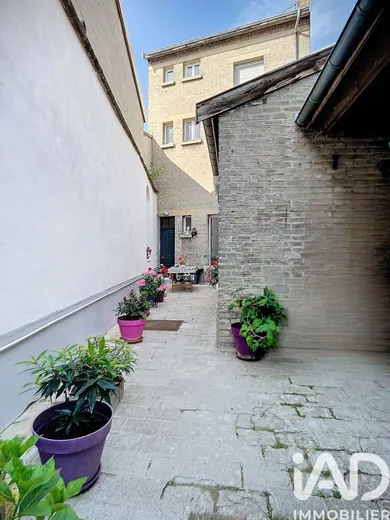 Immeuble à Reims (51100)