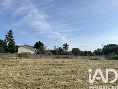 Building plot at Orléat (63190)