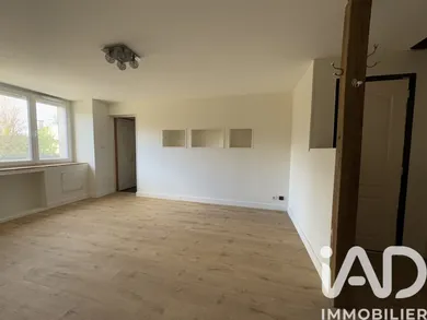 Maison traditionnelle à Buxerolles (86180)