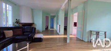 Apartment in Sèvres (92310)