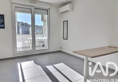 Apartment in Sanary-sur-Mer (83110)