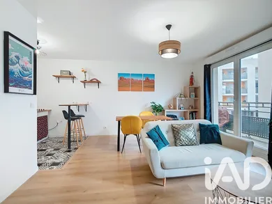 Appartement à Combs-la-Ville (77380)