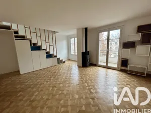 Duplex in Paris (75012)