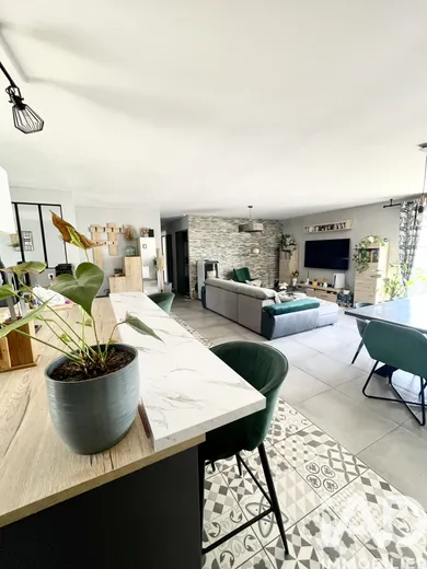 House in Sciecq (79000)