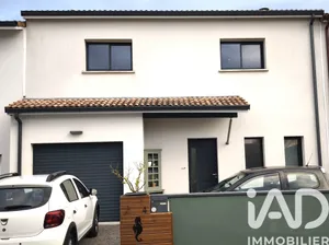 Maison de ville à Bruges (33520)