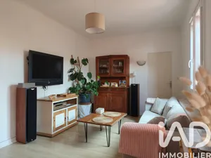 House at Indre (44610)