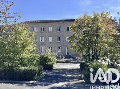 Building at Le Chambon-Feugerolles (42500)