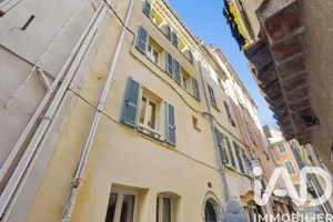 Appartement à Hyères (83400)