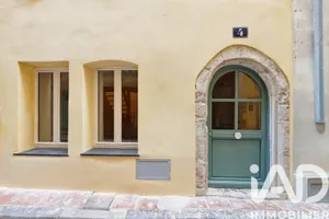 Apartment in Hyères (83400)