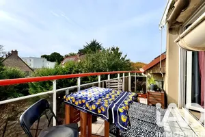 Apartment at Massy (91300)