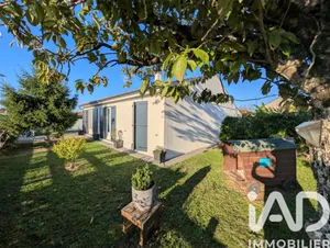 House at Villedoux (17230)