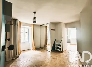 Maison de village à berrias et casteljaux (07460)