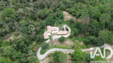 Domain in Vals-les-Bains (07600)