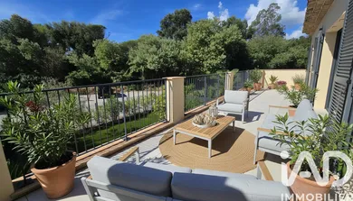 Apartment at Grimaud (83310)