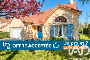 House at Orgeval (78630)