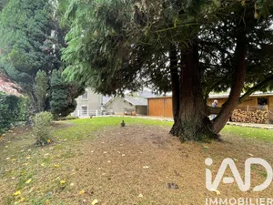 Maison de village à Châteauneuf-la-Forêt (87130)