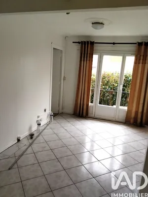 Detached house at Pierrefitte-sur-Seine (93380)