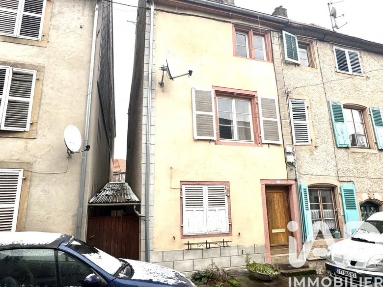 Maison 4 pièces 88 m² · à Fénétrange · 88 m² · 45 000 €